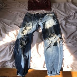 fashion nova ripped jeans !